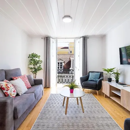 4Pax Apt In Chiado With River View By Lovelystay شقة